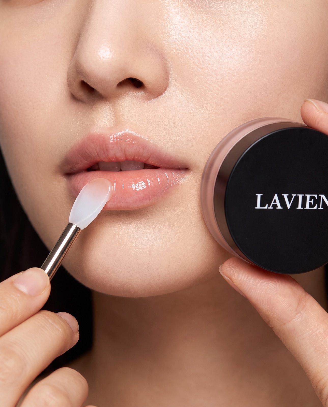 LAVIEN Moisture Volumizing Lip Balm, photo 3