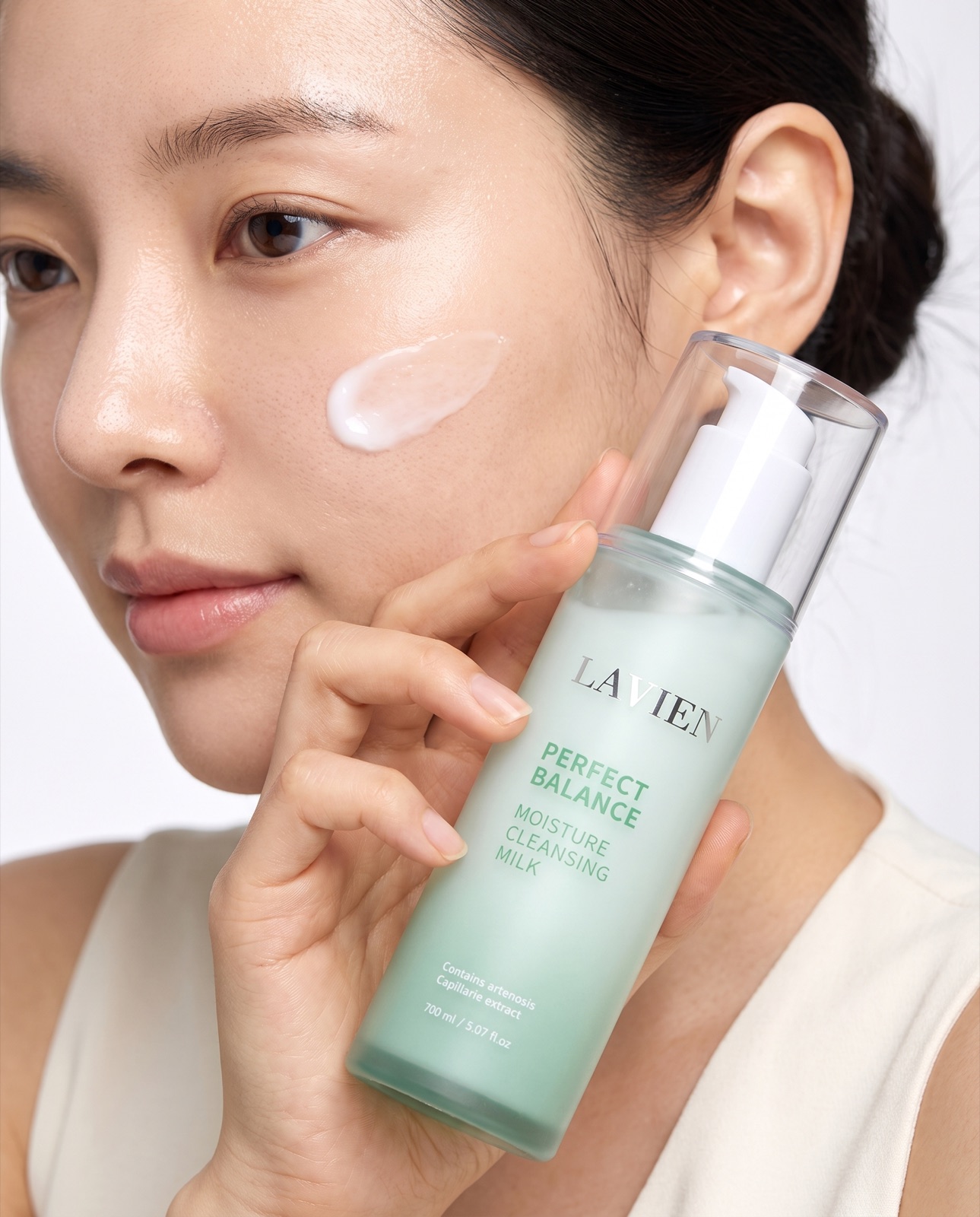 LAVIEN Perfect Balance Moisture Cleansing Milk, photo 3